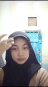 Muka Cantik otak polos